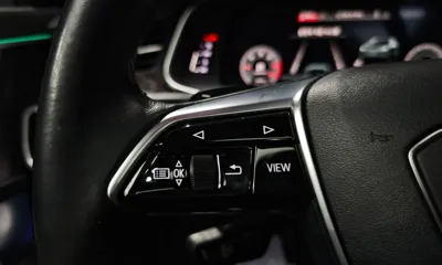 Audi A6 2021, 80958 км, за 18051.73 USD - фото 32