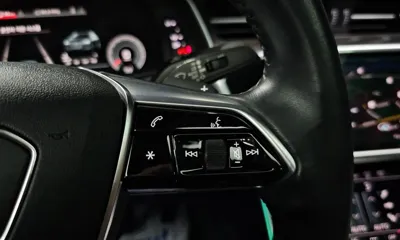 Audi A6 2021, 80958 км, за 18051.73 USD - фото 33