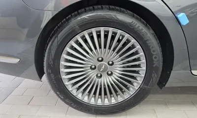 Genesis G90 2021, 99178 км, за 18396.93 USD