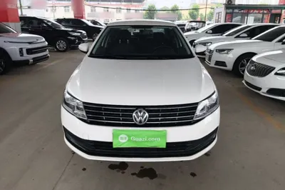Volkswagen Lavida 2015, 71200 км, за 5397 USD
