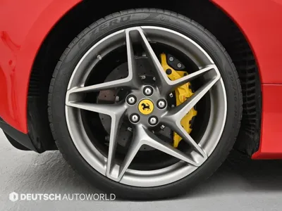 Ferrari F8 2022, 8635 км, за 255349.88 USD