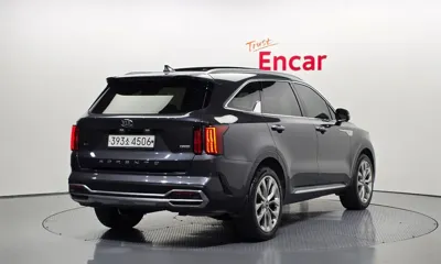 Kia Sorento 2021, 111834 км, за 16988.38 USD