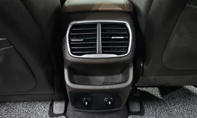 Hyundai Santafe 2019, 90861 км, за 13326.39 USD - фото 31