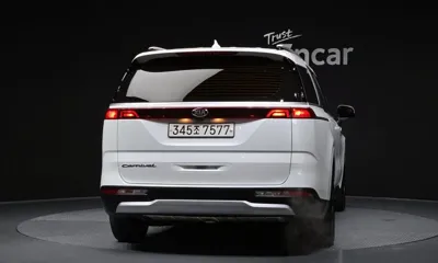 Kia Canival 2021, 30188 км, за 16451.93 USD