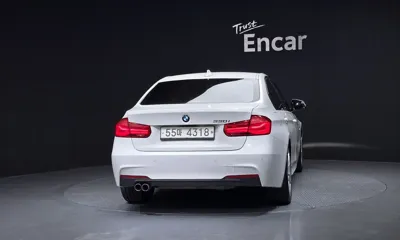BMW 3-Series 2017, 74331 км, за 11063.35 USD