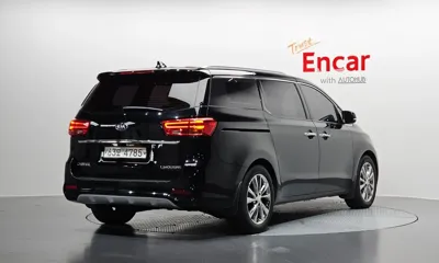 Kia Canival 2019, 106828 км, за 9452.68 USD
