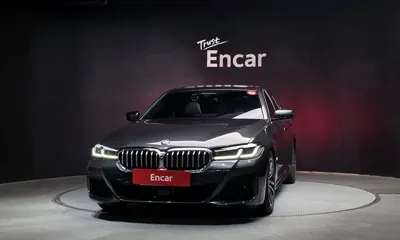BMW 5-Series 2021, 27275 км, за 23318.44 USD