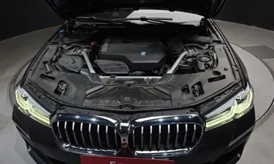 BMW 5-Series 2021, 27275 км, за 23318.44 USD - фото 6