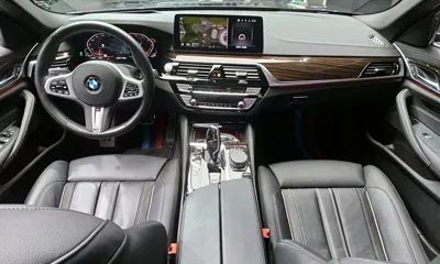 BMW 5-Series 2021, 27275 км, за 23318.44 USD - фото 7