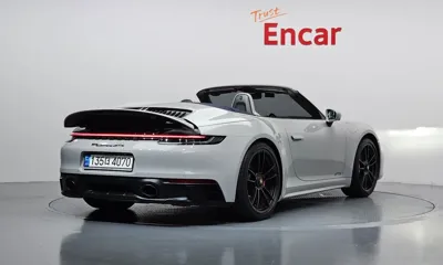 Porsche 911 2022, 10130 км, за 130628.86 USD