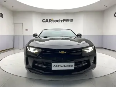 Chevrolet Camaro 2017, 64000 км, за 20570.53 USD