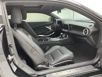 Chevrolet Camaro 2017, 64000 км, за 20570.53 USD - фото 18