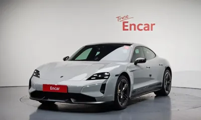 Porsche Taycan · 2025 год