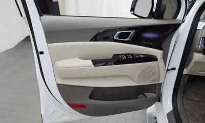 Kia Canival 2023, 65582 км, за 22947.4 USD - фото 24