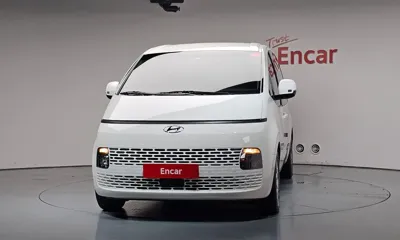 Hyundai Staria 2022, 47886 км, за 15754.23 USD