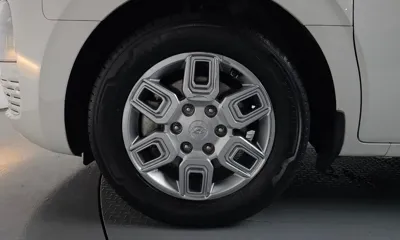 Hyundai Staria 2022, 47886 км, за 15754.23 USD