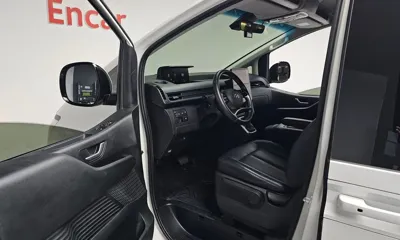 Hyundai Staria 2022, 47886 км, за 15754.23 USD - фото 10