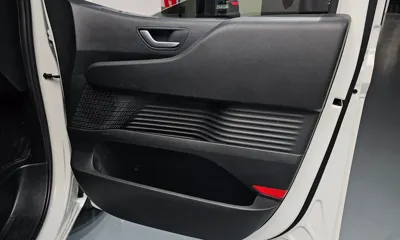 Hyundai Staria 2022, 47886 км, за 15754.23 USD - фото 25