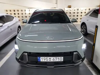 Hyundai Kona 2023, 36000 км, за 10563.2 USD