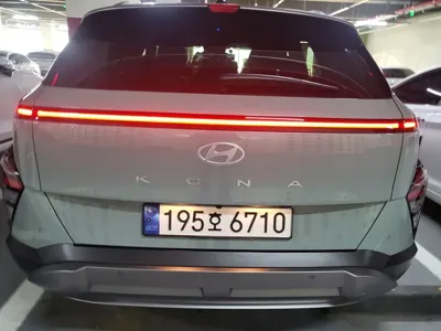 Hyundai Kona 2023, 36000 км, за 10563.2 USD