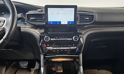 Ford Explorer 2021, 81088 км, за 23118.6 USD - фото 15
