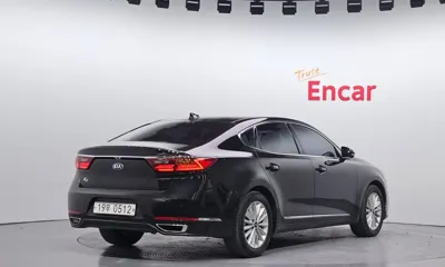 Kia K7 2016, 179037 км, за 4886 USD