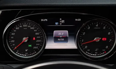 Mercedes-Benz E-Class 2017, 96735 км, за 11376.19 USD - фото 8