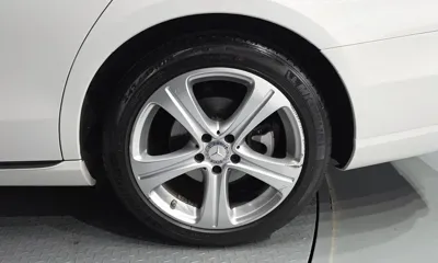 Mercedes-Benz E-Class 2017, 96735 км, за 11376.19 USD - фото 21