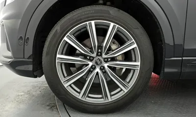 Audi Q8 2021, 123617 км, за 37671.89 USD