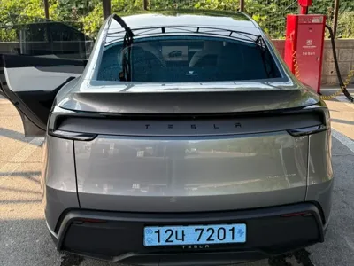Tesla Model Y 2025, 8500 км, за 39680.15 USD