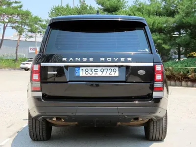 Land Rover Range Rover 2017, 88104 км, за 29210.98 USD
