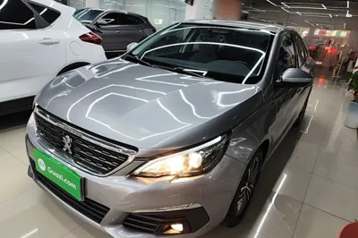Peugeot 308 · 2018 год
