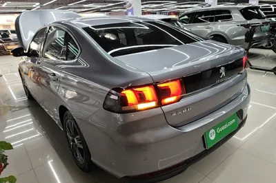 Peugeot 308 2018, 105200 км, за 6420 USD