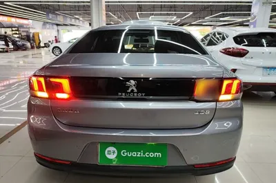 Peugeot 308 2018, 105200 км, за 6420 USD