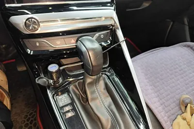 Peugeot 308 2018, 105200 км, за 6420 USD - фото 16
