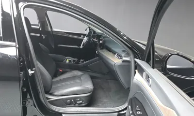 Kia K5 2023, 6061 км, за 29120.59 USD - фото 11