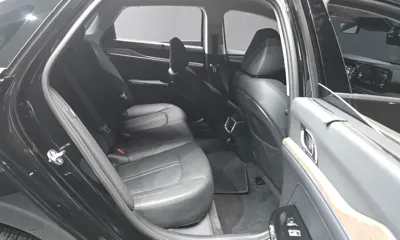 Kia K5 2023, 6061 км, за 29120.59 USD - фото 12