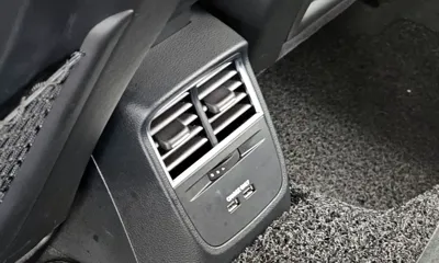 Audi A3 2020, 87641 км, за 8347.9 USD - фото 19