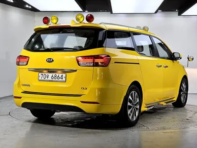 Kia Canival 2015, 121620 км, за 4875.51 USD