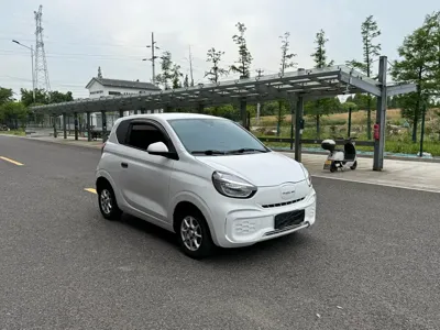 Roewe Clever 2023, 45000 км, за 4119.99 USD