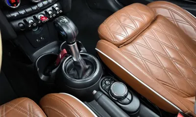 MINI Cooper Convertible 2019, 94348 км, за 10075.98 USD - фото 9