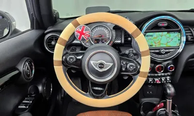 MINI Cooper Convertible 2019, 94348 км, за 10075.98 USD - фото 13