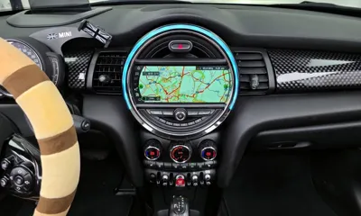 MINI Cooper Convertible 2019, 94348 км, за 10075.98 USD - фото 14