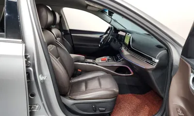 Hyundai Grandeur 2020, 150699 км, за 9953.17 USD - фото 11