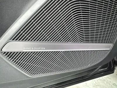 Audi Q5L 2023, 61000 км, за 29174.32 USD - фото 22