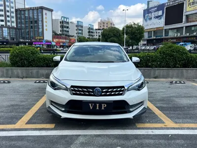 Venucia D60