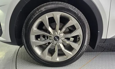 Kia Sorento 2021, 80419 км, за 15032.17 USD