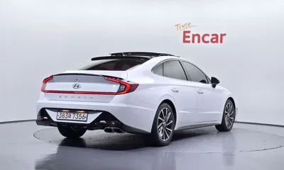 Hyundai Sonata 2020, 52721 км, за 13609.42 USD