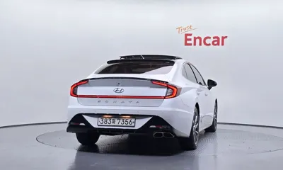 Hyundai Sonata 2020, 52721 км, за 13609.42 USD