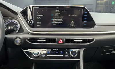 Hyundai Sonata 2020, 52721 км, за 13609.42 USD - фото 14